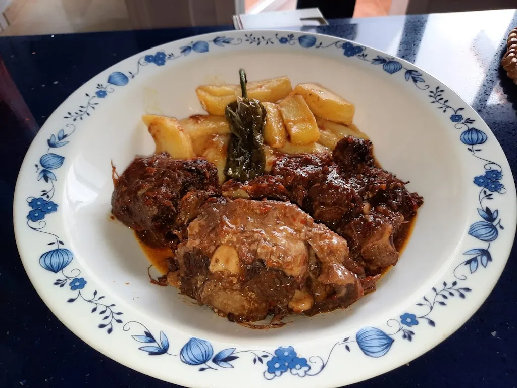 Xoxe Leyva_Bar-Restaurante Los Arcos_Puente Genil_review