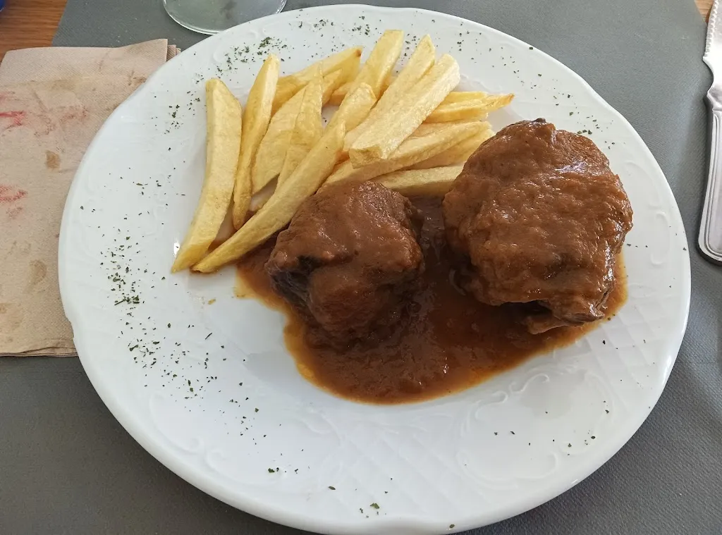 Alikindoy Alikindoy_Restaurante Mesón La Bodega Puente Genil_Puente Genil_review