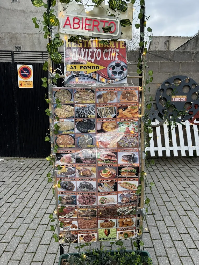 Alicia Cotarelo_RESTAURANTE *EL VIEJO CINE*_Robledo_avis