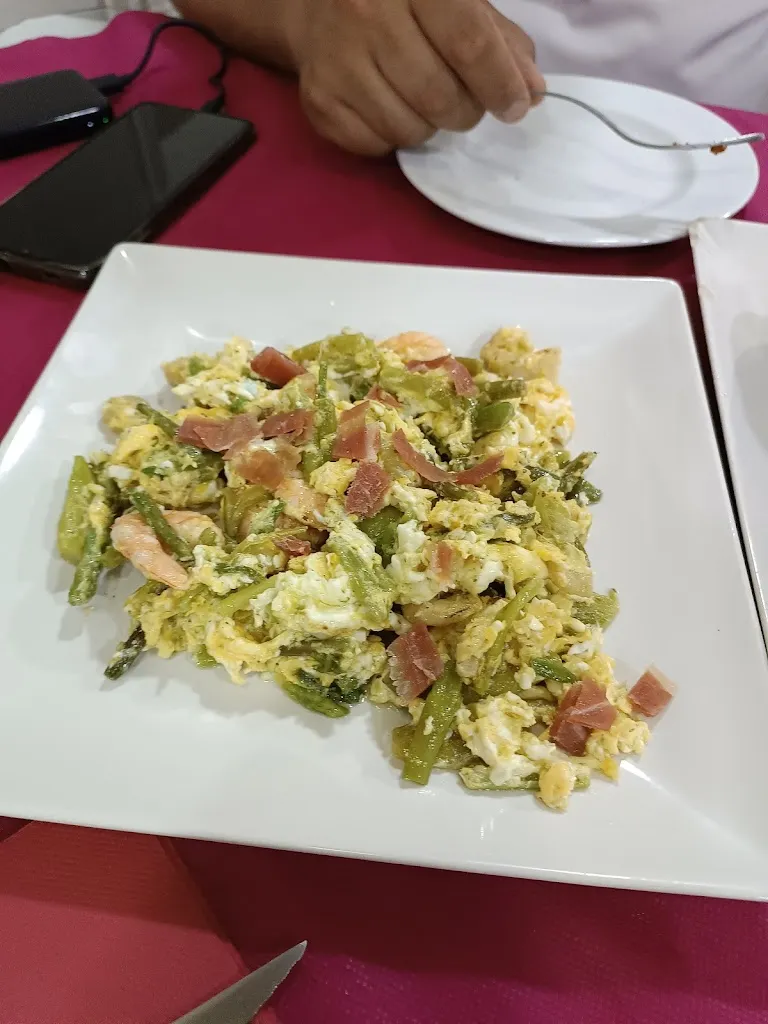 Belen V S_Restaurante El Poncho_Puente Genil_avis