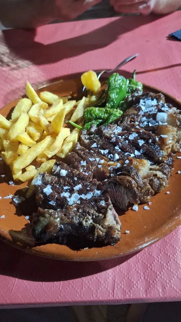 Franci Ruz Campos_Bar Restaurante Maruja Limón_Puente Genil_review