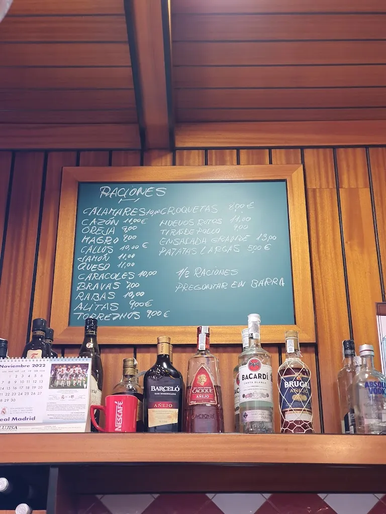 Menu_Bar Robledo_Robledo_image_2