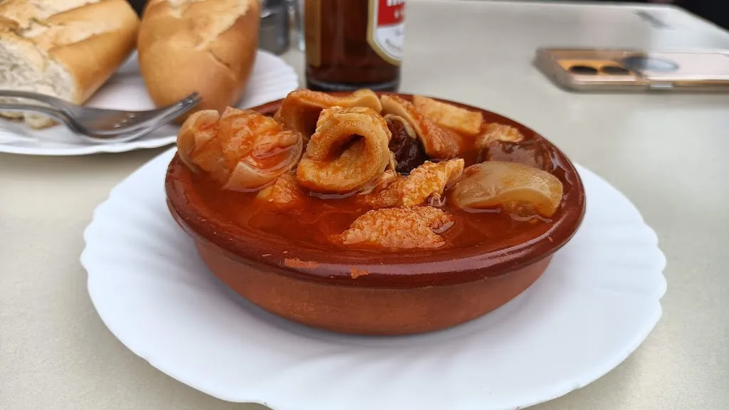 Pili Bernard_Bar Robledo_Robledo_review