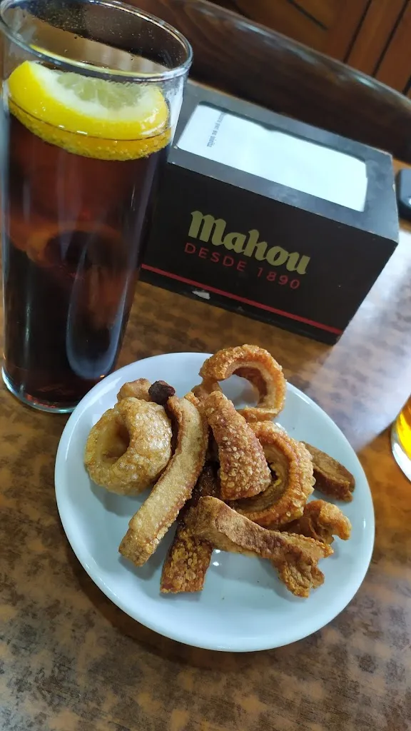 Cruz Manuel_Bar Robledo_Robledo_review