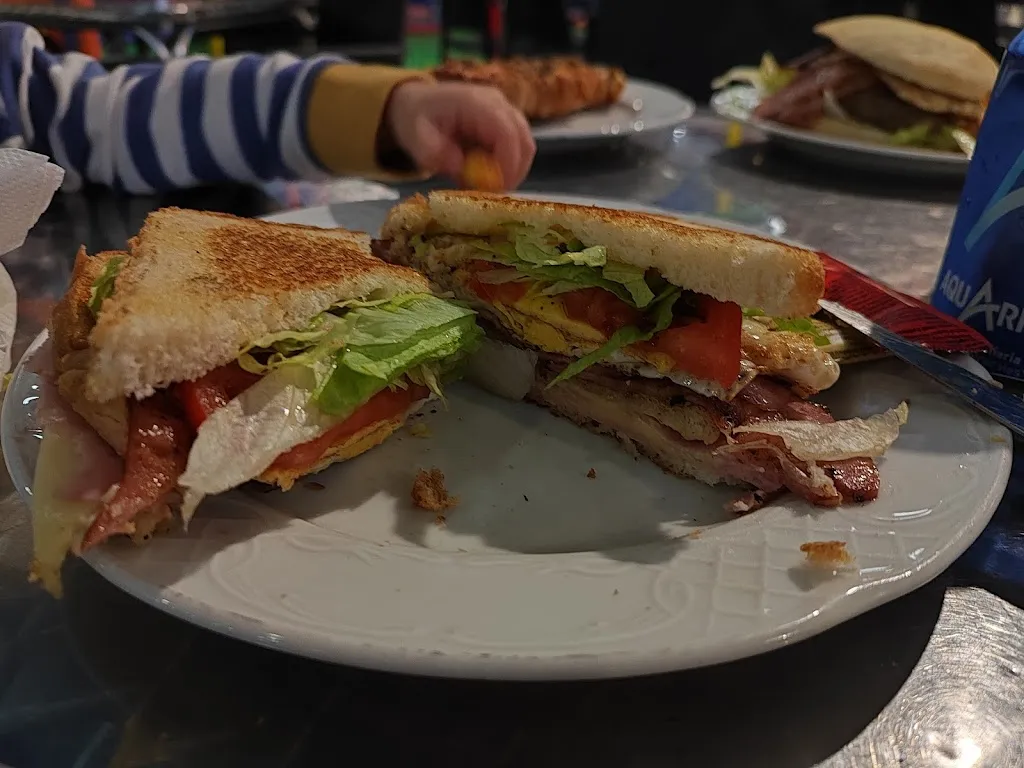 Cervecería Hops_Puente Genil_slider_image_2