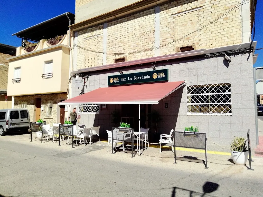 Bar La Barriada_Puente Genil_slider_image_1