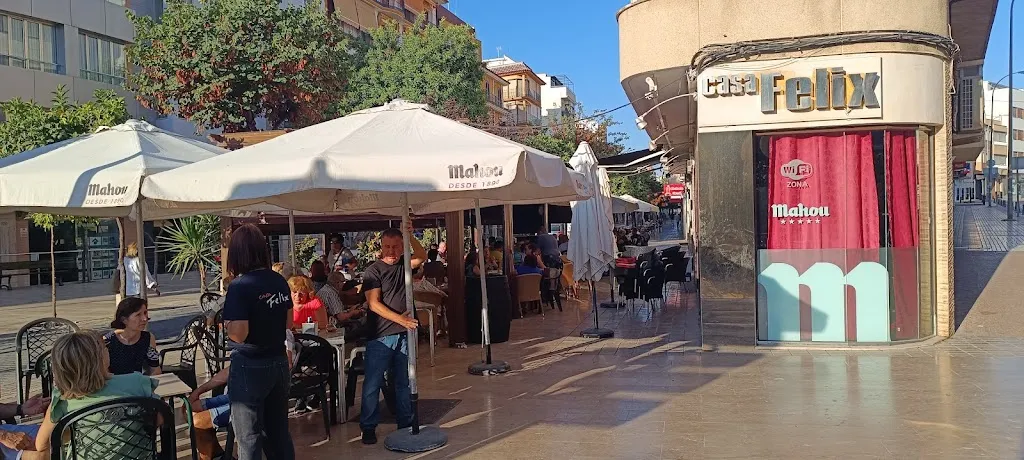 Bar Casa Félix restaurant in Puente Genil