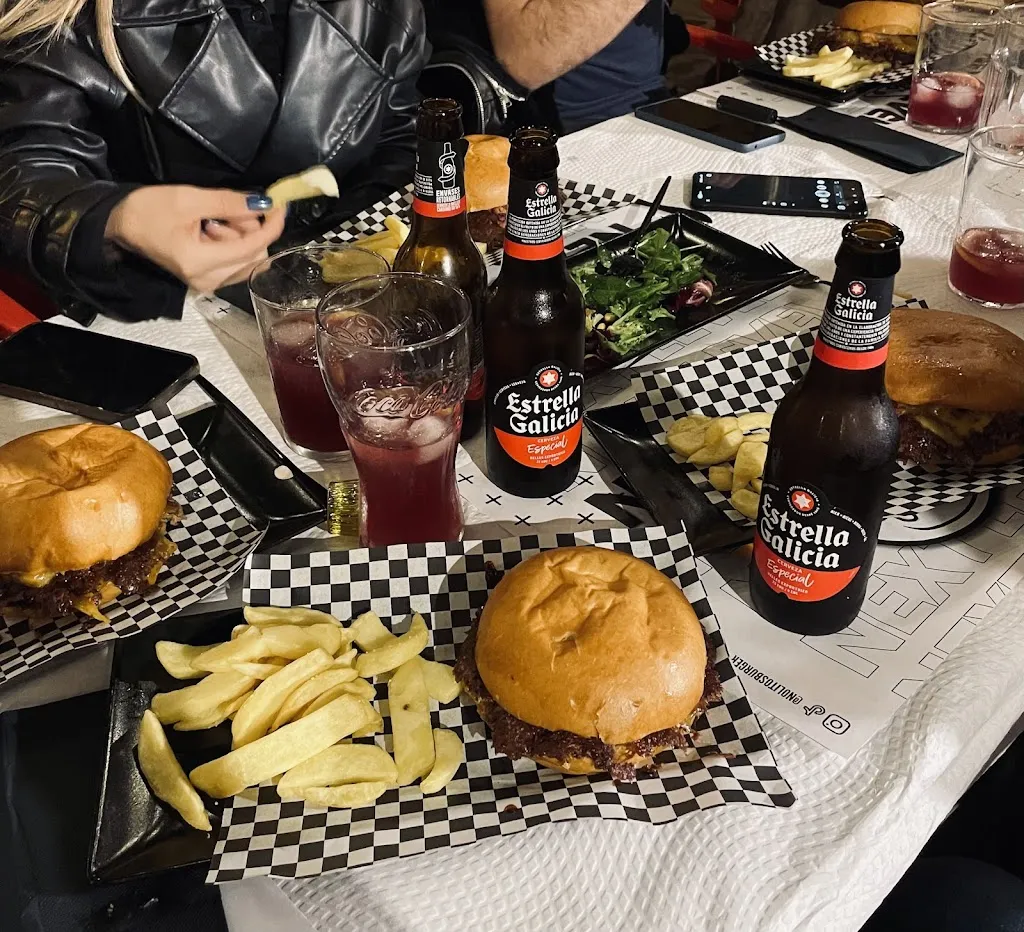 Ariadni Papaspyropoulou_Nolitos Burger_Puente Genil_recensione