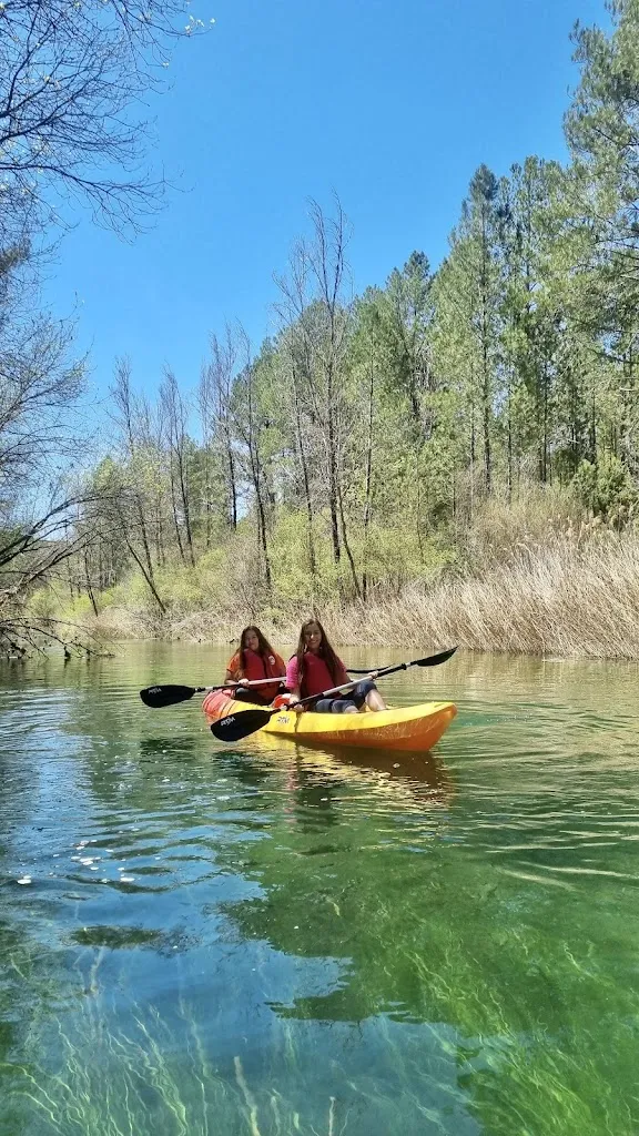 Cristina Motrel_Centro de Aventura Libélula · Cuenca · Piraguas y Tiendas Árbol_Arandilla del Arroyo_review
