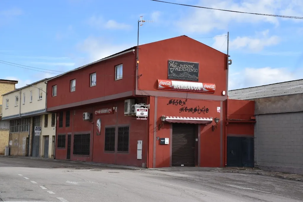 Mesón Herminio_Arguisuelas_slider_image_1