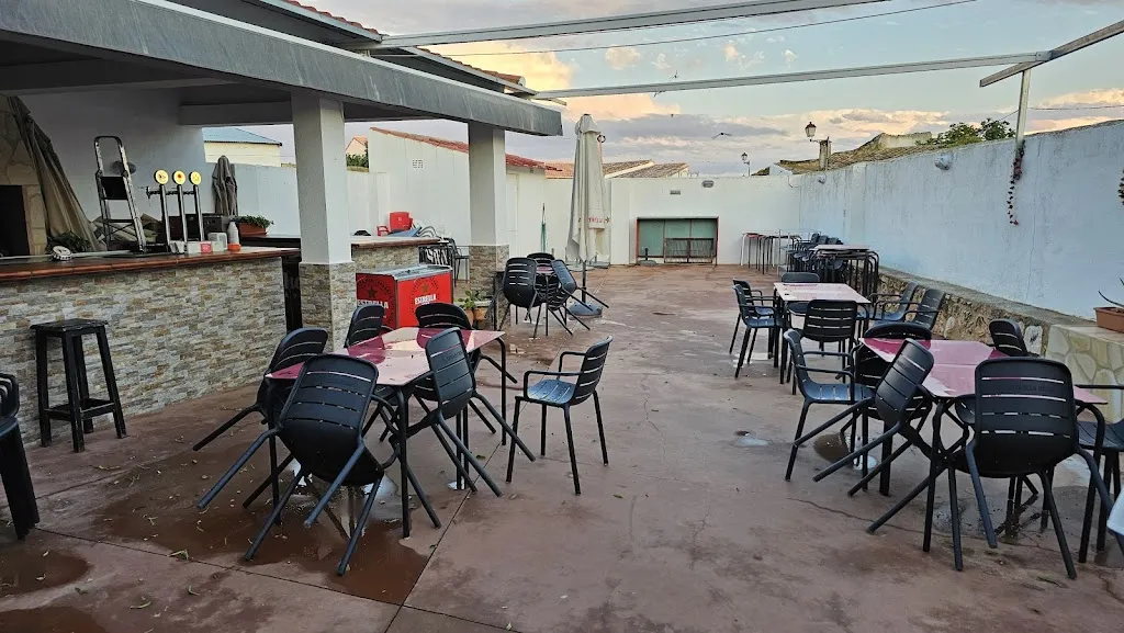 Bar El Casino_Atalaya del Cañavate_slider_image_1