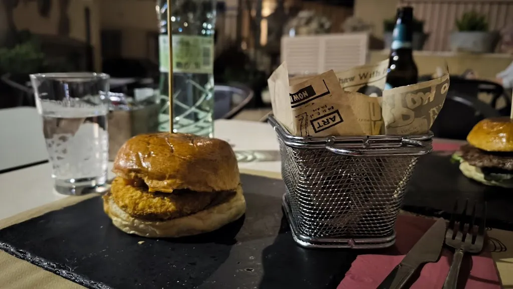 Arcas de Agua Restaurante_Arcas del Villar_slider_image_2