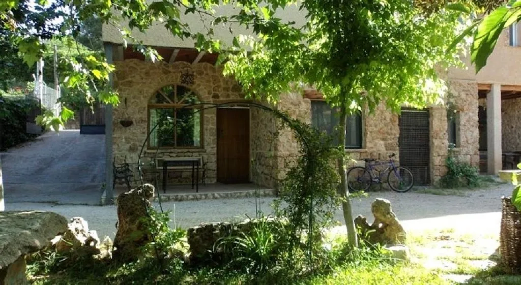 Hostal y Casas Rurales Ribera de Salobre restaurant in Salobre