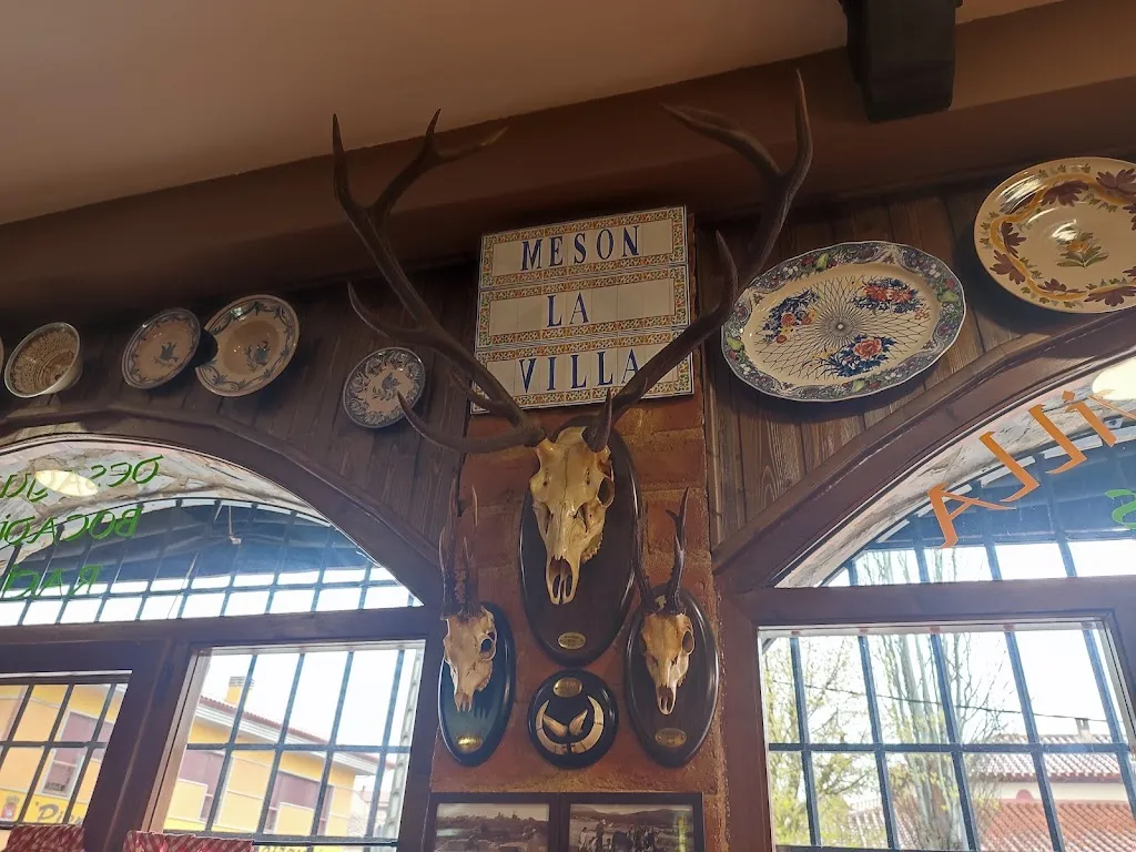 Mesón La Villa_Abia de la Obispalía_slider_image_3