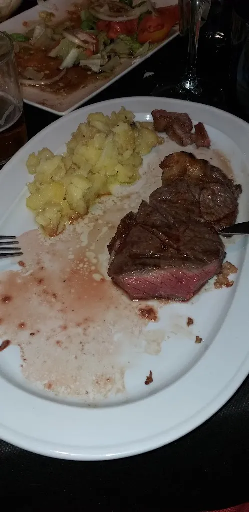 lola Ballester castellon_Bar Restaurante Zaballos_Abia de la Obispalía_review