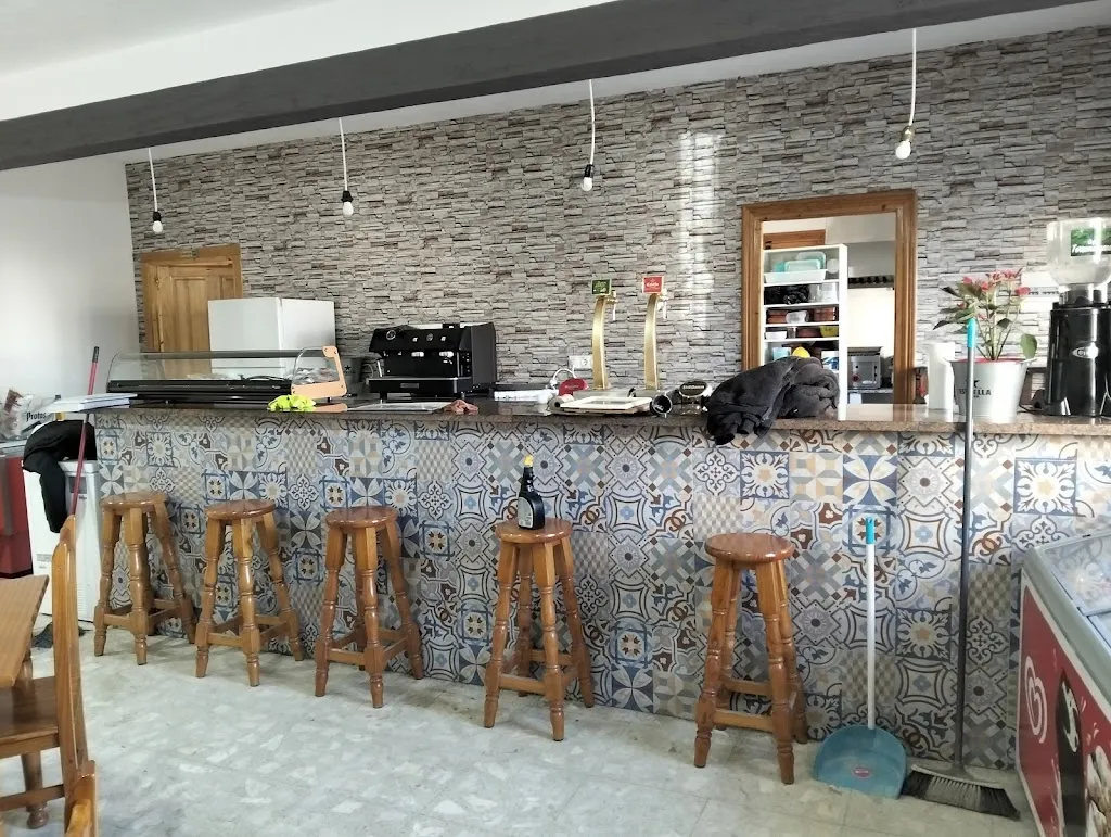 Bar Social Campillos Sierra restaurant in Campillos-Sierra