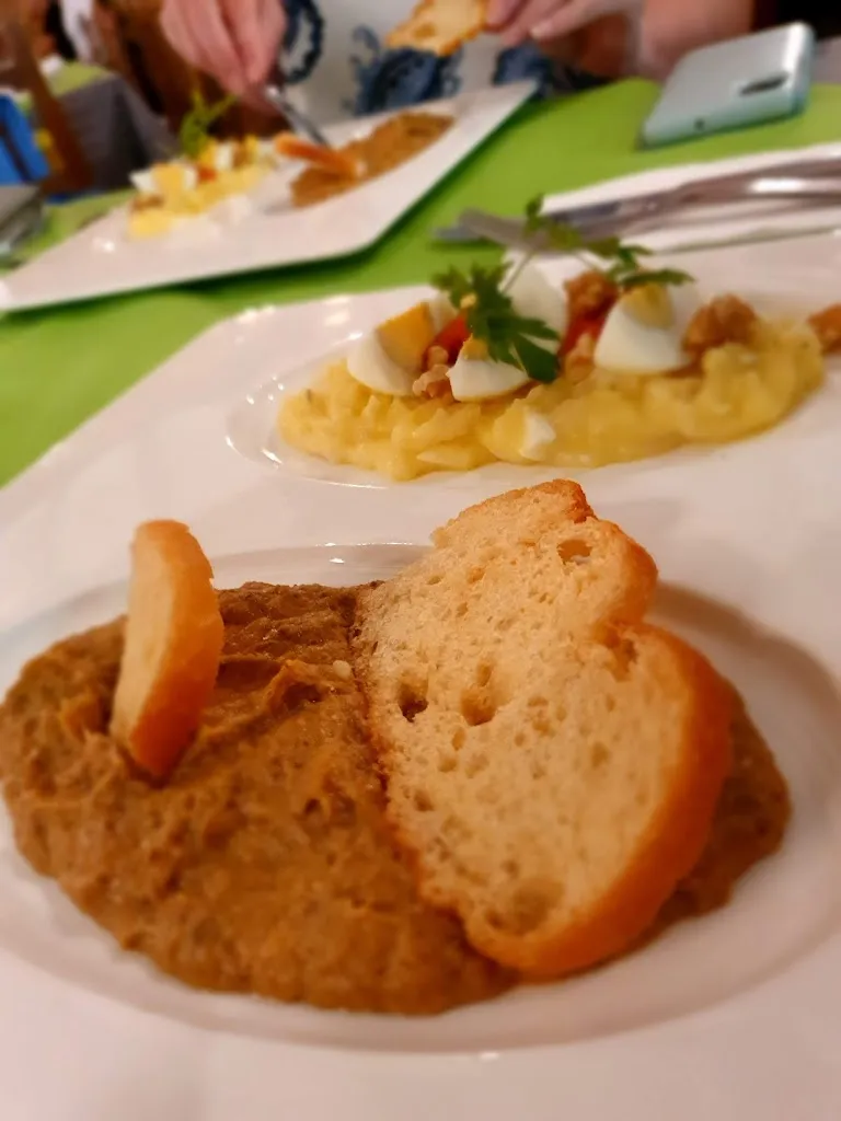 Mark Wilkinson_Hostal Rural & Restaurante La Muralla_Belmonte_review