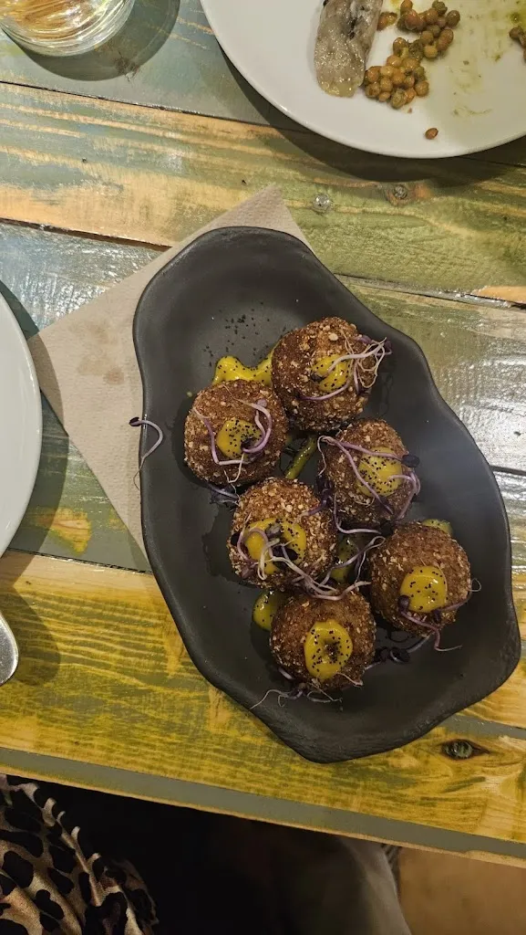 Laura_La Encomienda_Belmonte_review