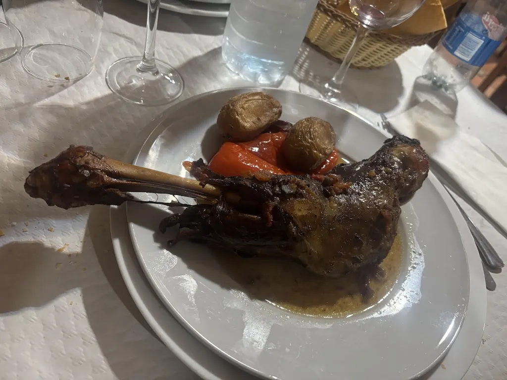 Bar Restaurante “La Venta de los Montes”_Cañada del Hoyo_slider_image_3