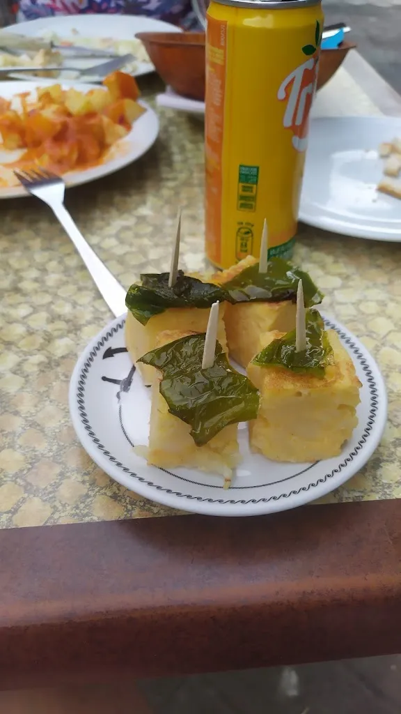 Menu_Bar Dos Ángeles_Buendía_image_3