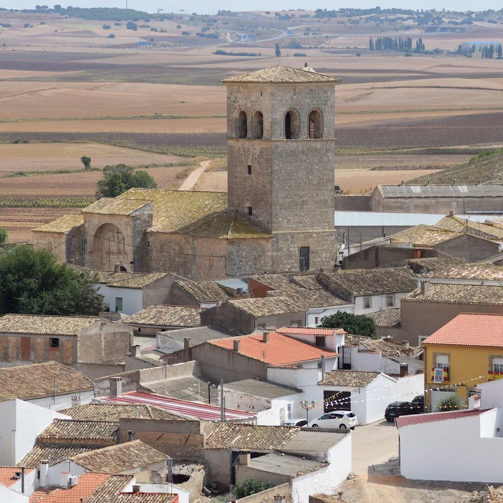 Fernando Javier San blas_Café-Bar La Plaza_Cañavate El_review