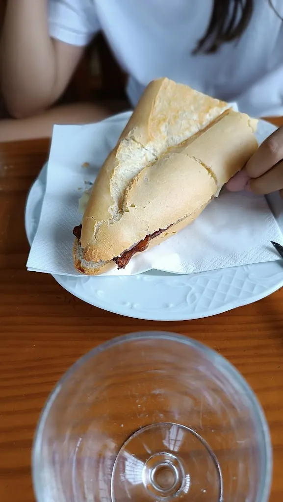 Alberto Hernandez_Bar-restaurante Falcon-Crest_Campillo de Altobuey_review