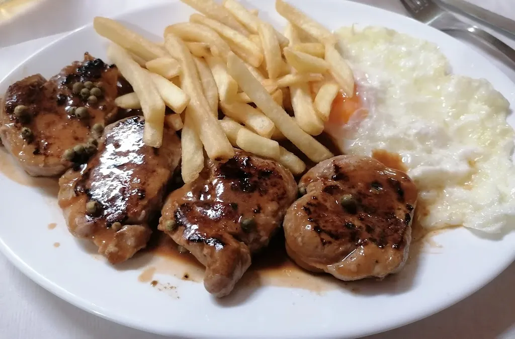 Bar-restaurante Falcon-Crest_Campillo de Altobuey_slider_image_2