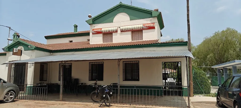 Bar-restaurante Falcon-Crest_Campillo de Altobuey_slider_image_3