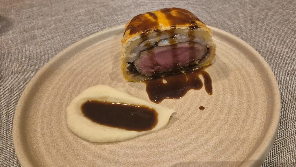 Nuria Fernandez_No Existe_Pozuelo_review