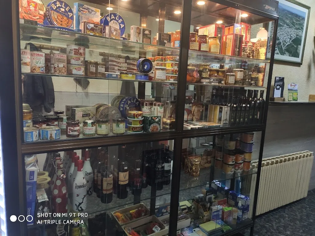 BAR LOS CANOS (DESDE 1988)_Cañaveras_slider_image_1