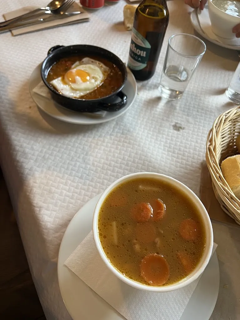 Manuel Romero_La Posada de Perico, S.L._Campos del Paraíso_review