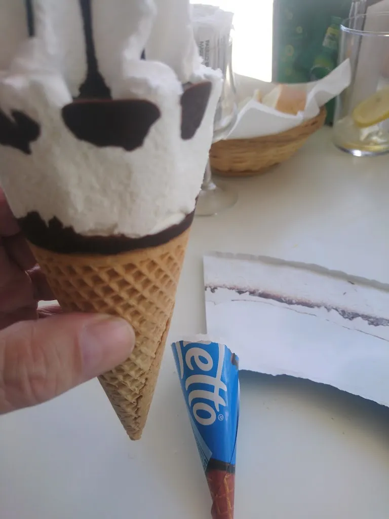 Menü_Bar - Piscina de Tribaldos_Campos del Paraíso_Bild_3