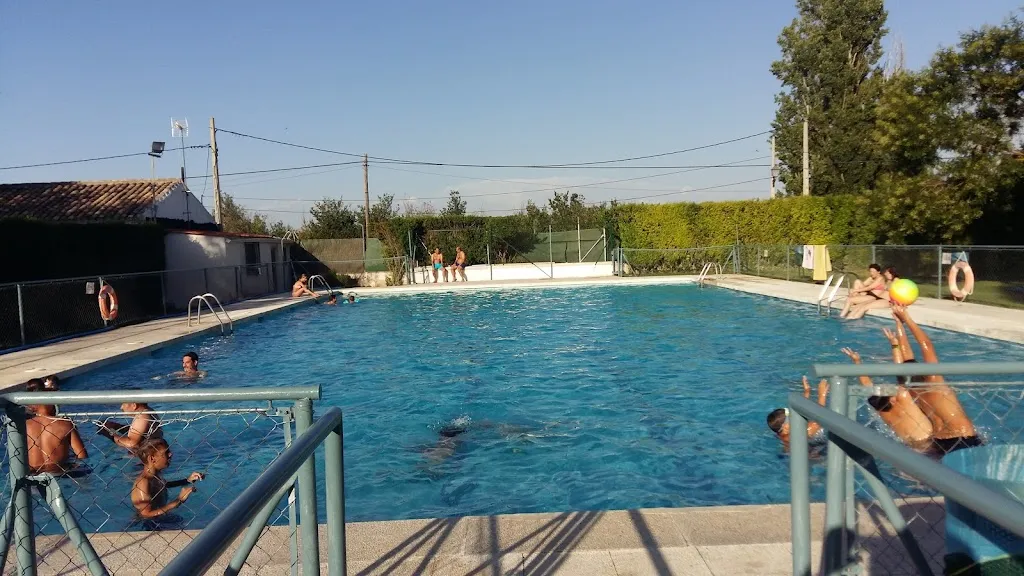 Bar - Piscina de Tribaldos_Campos del Paraíso_slider_image_2