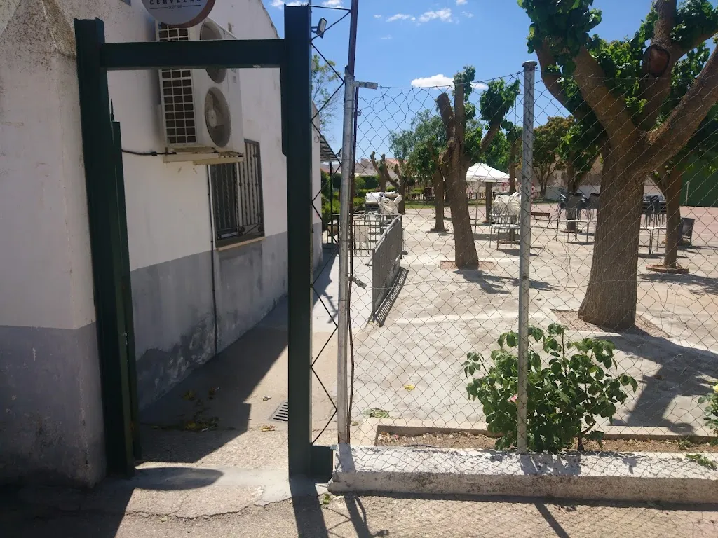 Bar - Piscina de Tribaldos_Campos del Paraíso_slider_image_3