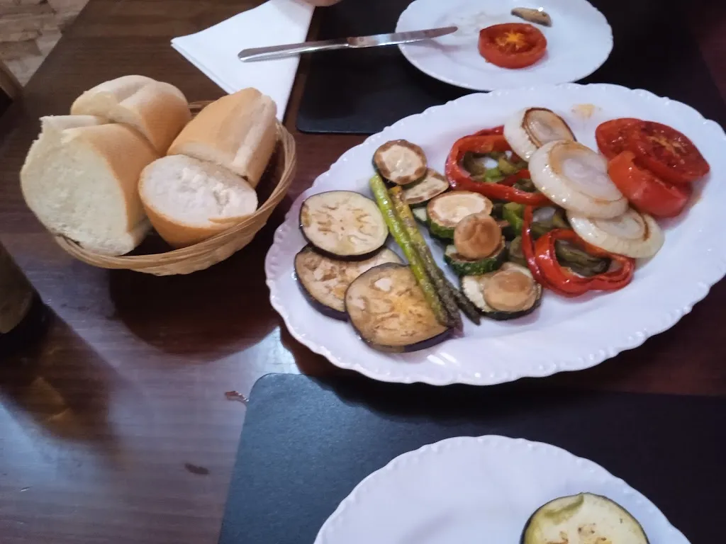 Jose Maria Vicente Olivares_Restaurante Asador La Cibera_Campos del Paraíso_review