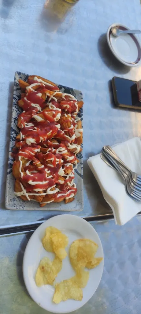 Menu_Bar - Hostal Tres Hermanos_Cardenete_immagine_2