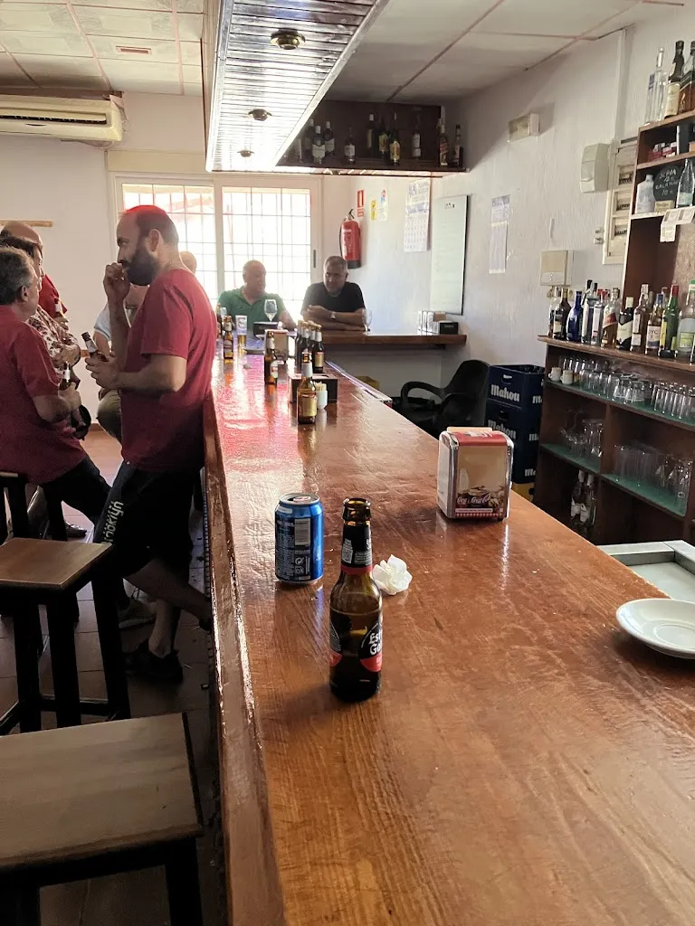 Café-Bar “Aguilar”_Cañaveruelas_slider_image_1