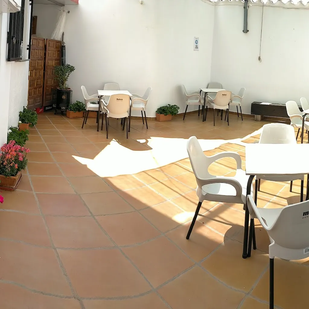 Restaurante Ca' Nieves restaurant in Cañaveruelas