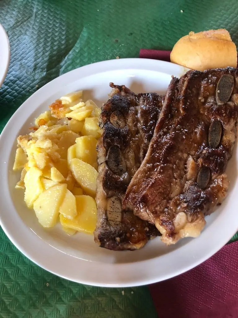 El cabezón Restaurante Azador_Cañaveruelas_slider_image_3