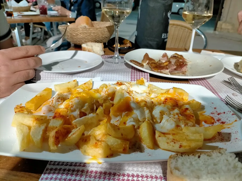 La Cantina_Carboneras de Guadazaón_slider_image_2