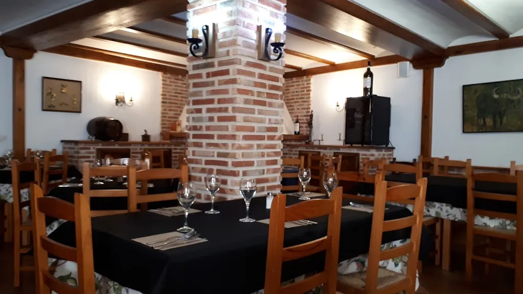 Hostería Hostal Pilar restaurant in Carboneras de Guadazaón
