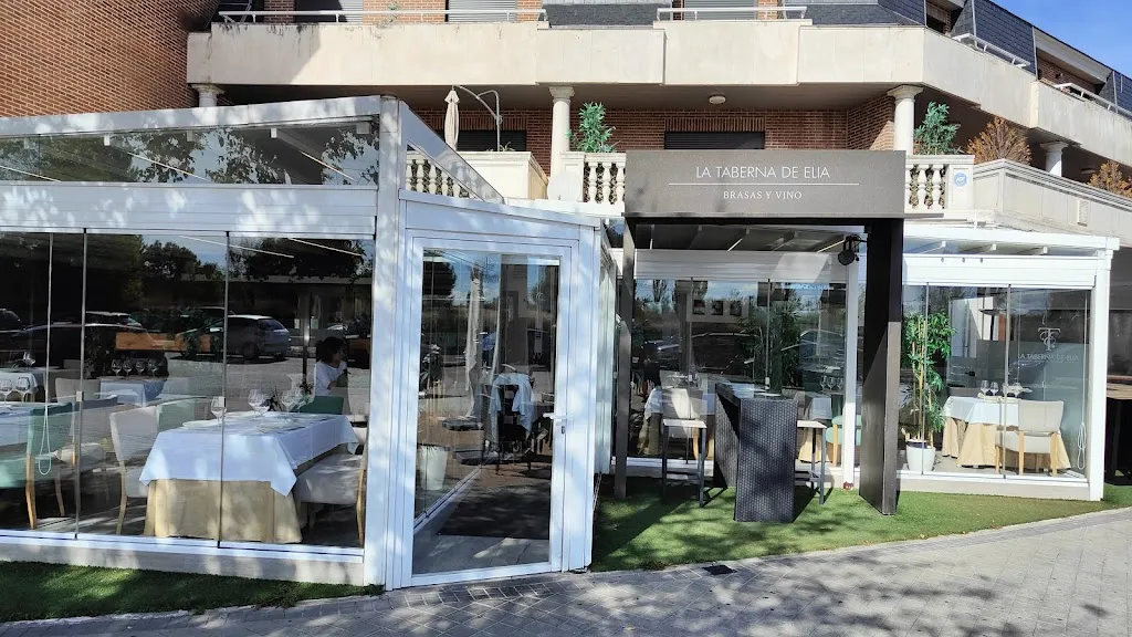 Korhan Dundar_Elia's Tavern_Pozuelo_review