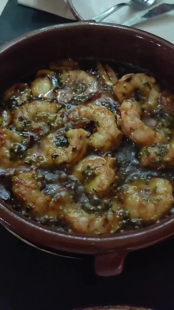 Ángel_Disco pub Boka Boka_Casas de Haro_review