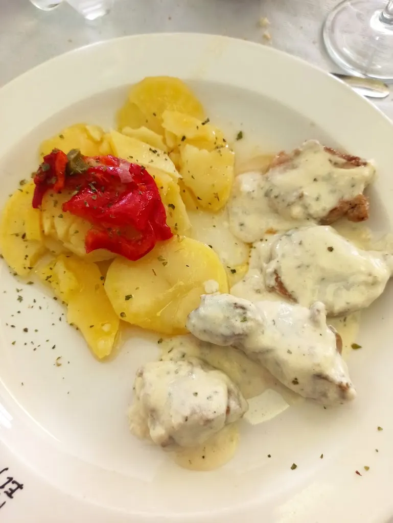 Carla Collado Carreras_Restaurante El Balcón de la Serranía_Castillejo-Sierra_review