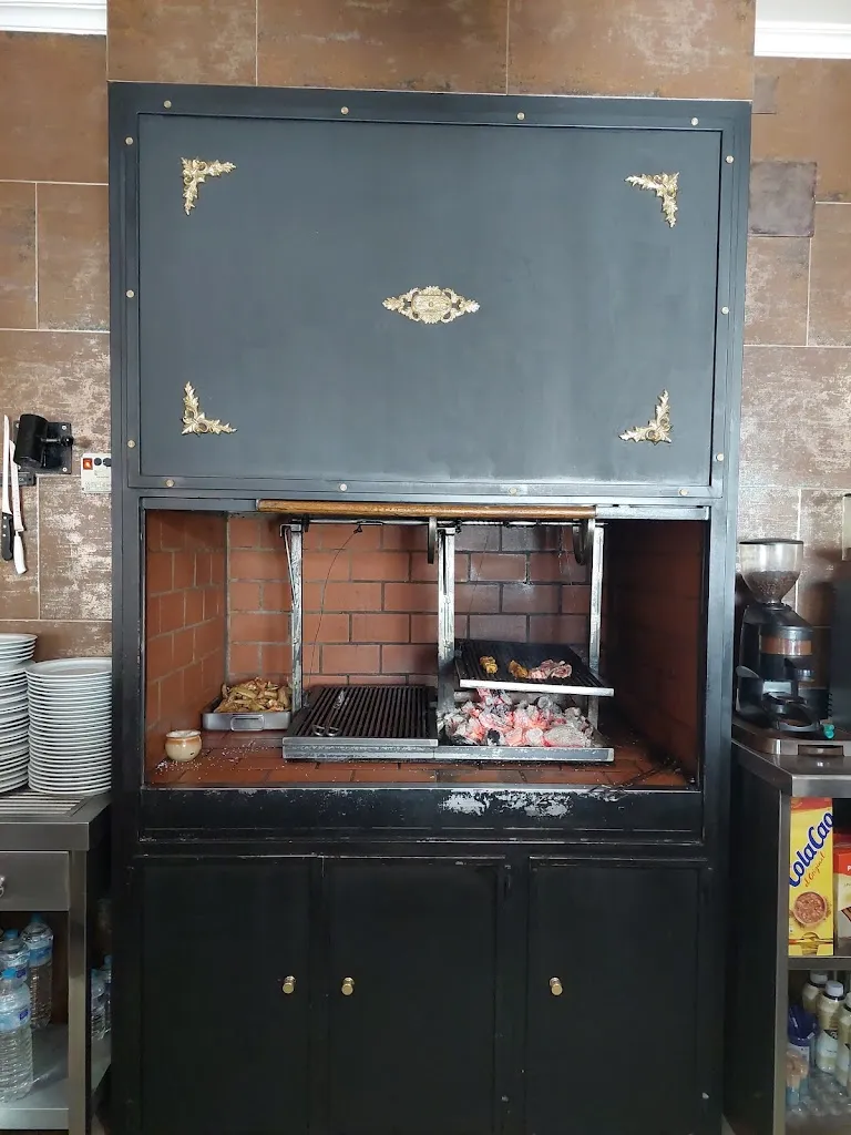 Celso Garcia Prieto_Hostal Restaurante Castilla_Castillo-Albaráñez_review