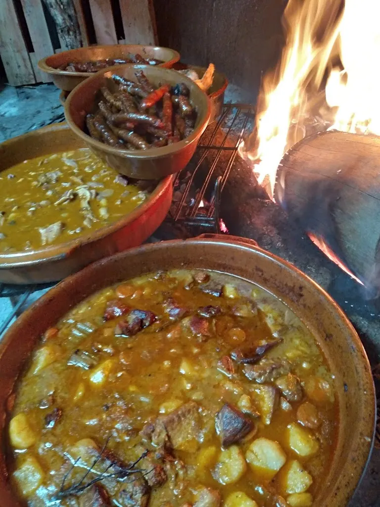 Restaurante @ Hostal restaurante San Cristobal_Casasimarro_slider_image_1