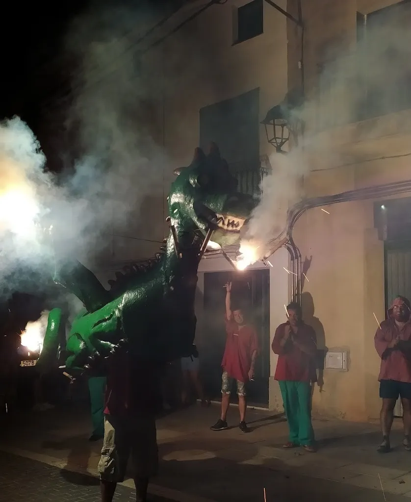 Alex Badenas_Bar PEÑA VALENCIANISTA CHE-CHORRA._Castillejo de Iniesta_review