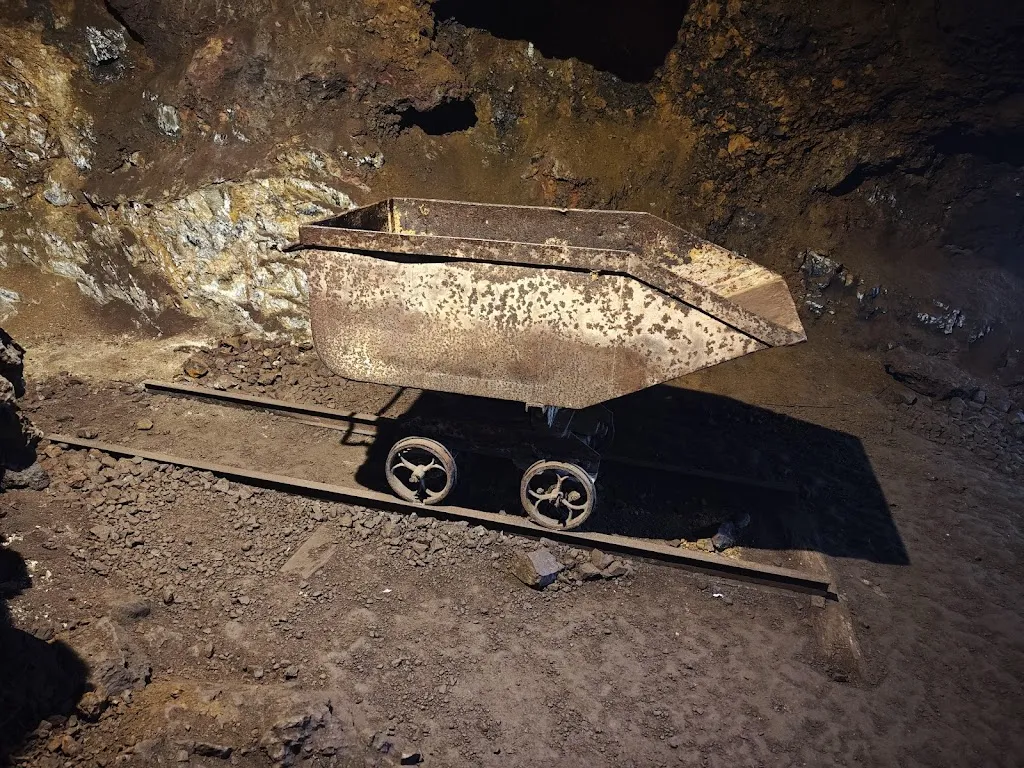 Rafael Guijarro Crespo_Mina Romana_Cueva del Hierro_review