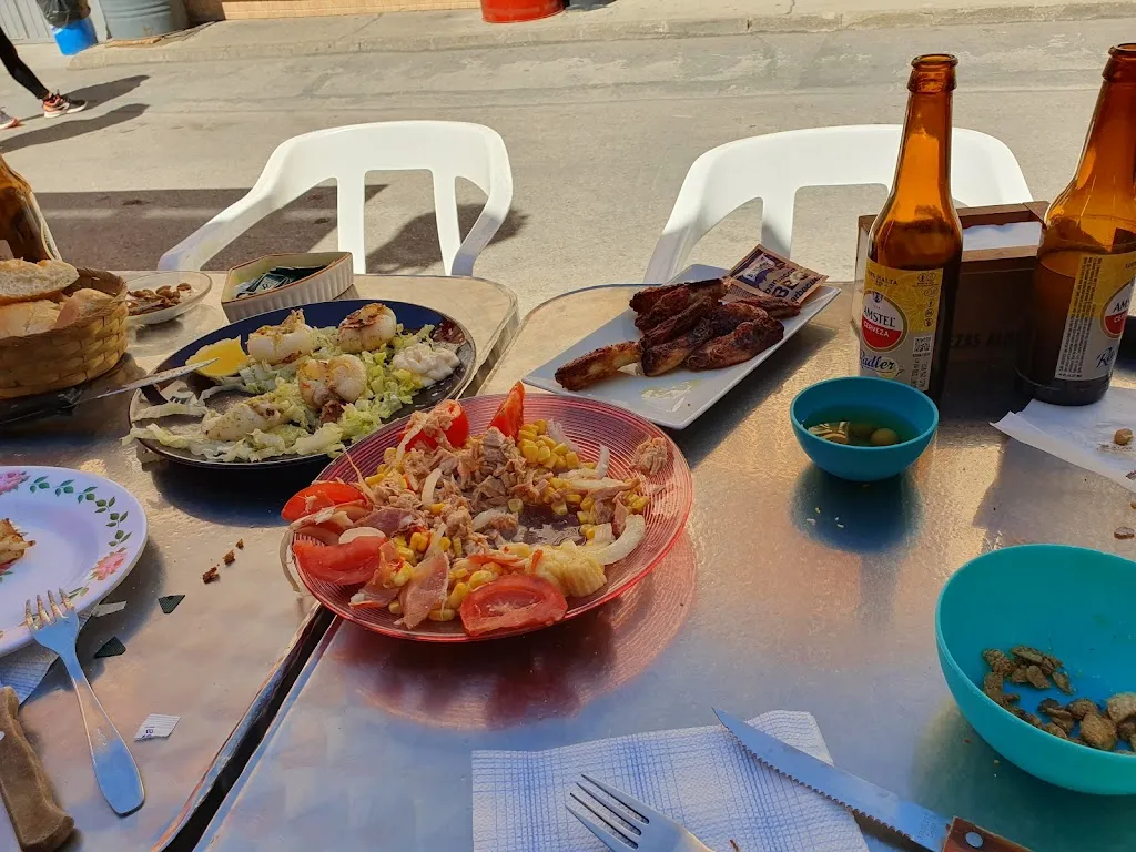 Menu_Cafetería Nhora_Enguídanos_image_2