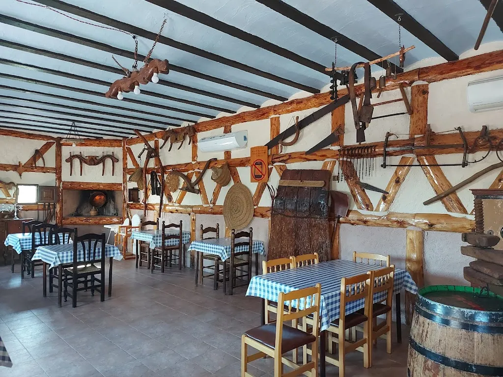 Chorreras Cuenca restaurant in Enguídanos